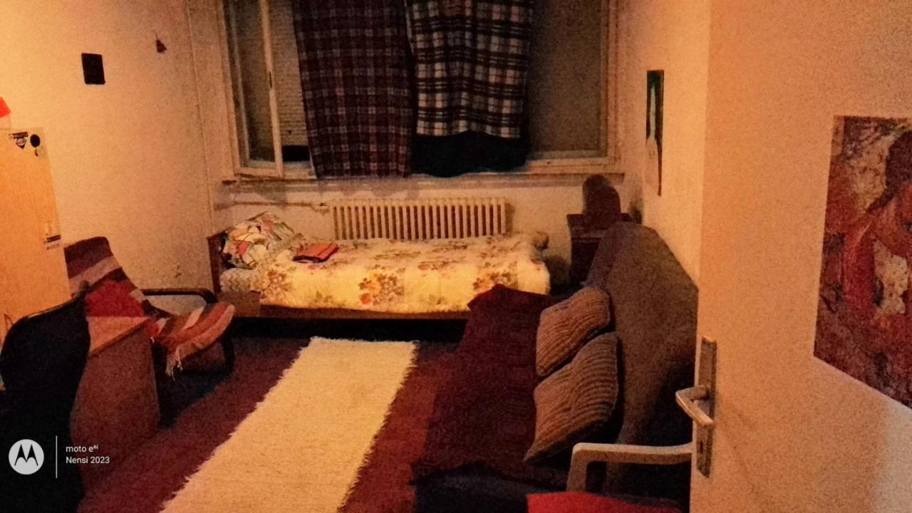 Апартаменты Men Who Knit Белград Экстерьер фото